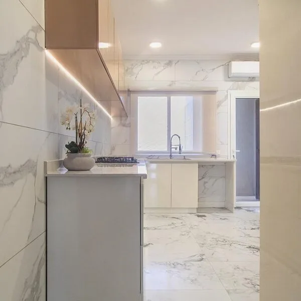Kitchen Cabinet KC001