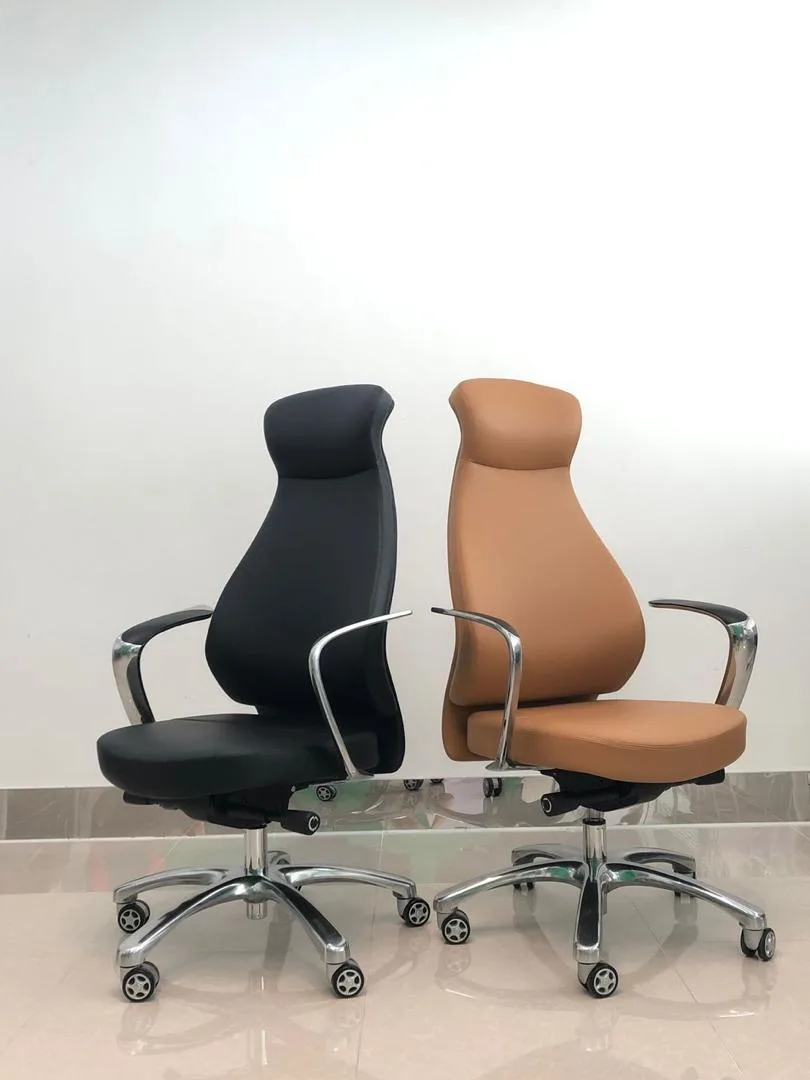 Swivel Chair - 08 - Image 1