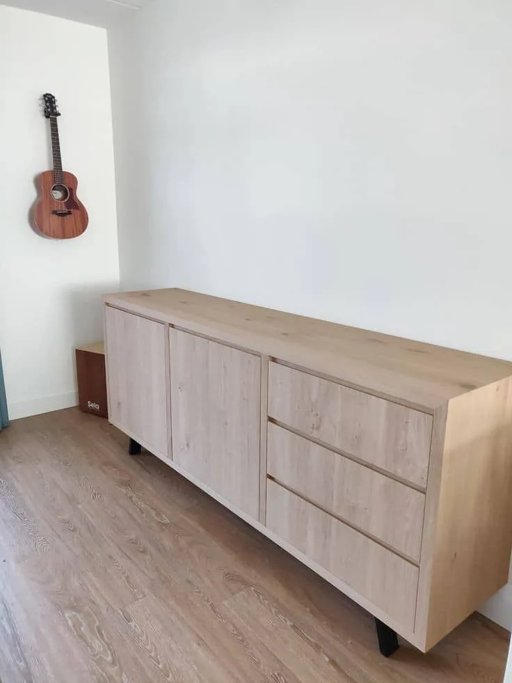sideboard
