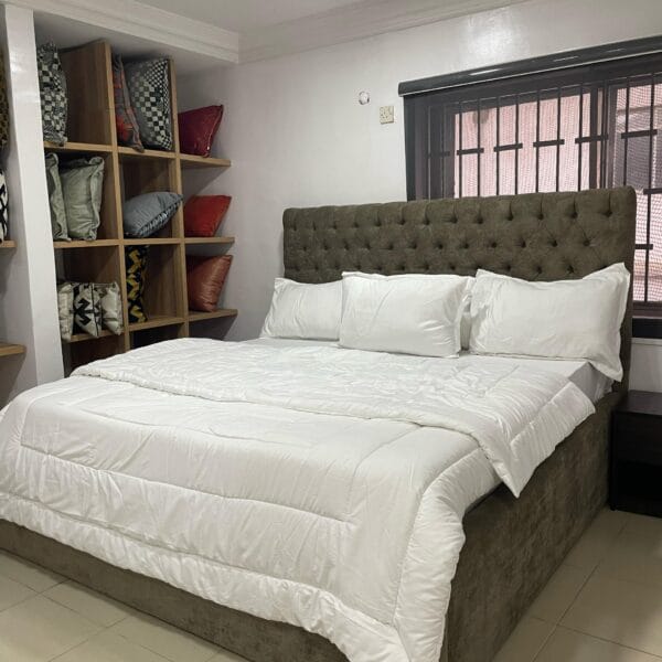 6 by 6 bedframe