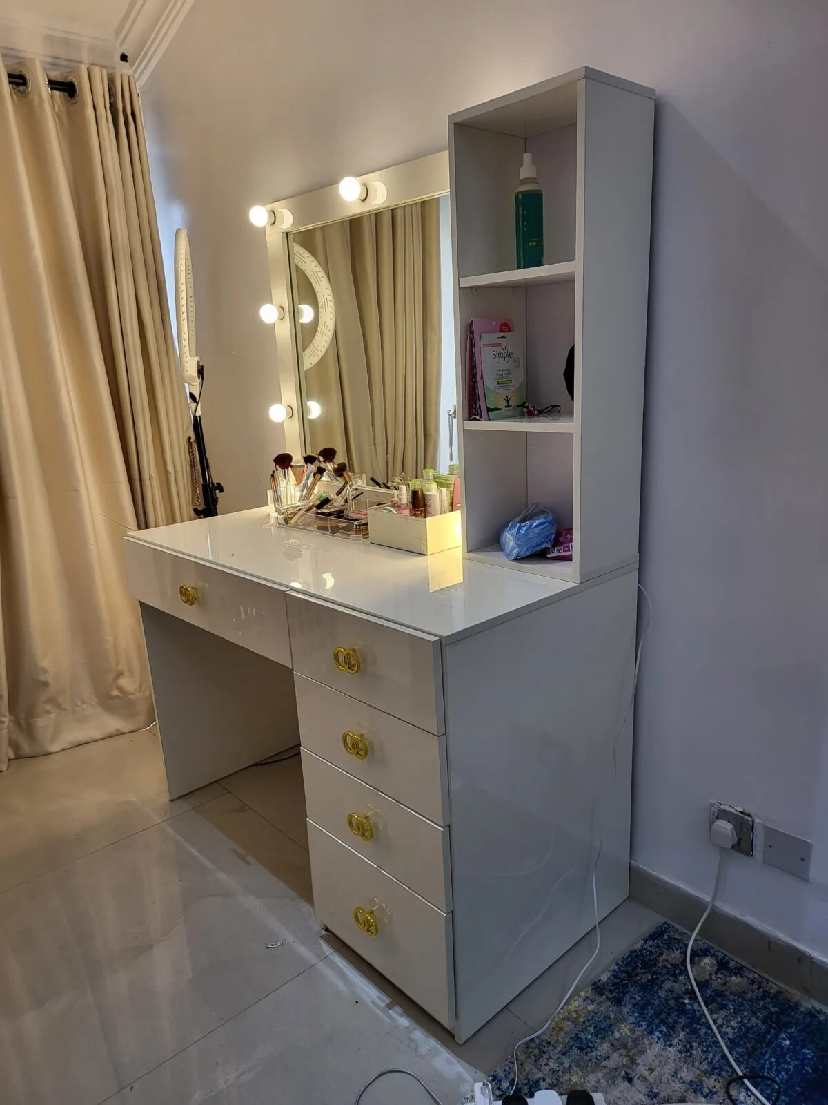 Dresser with Mirror and Puff